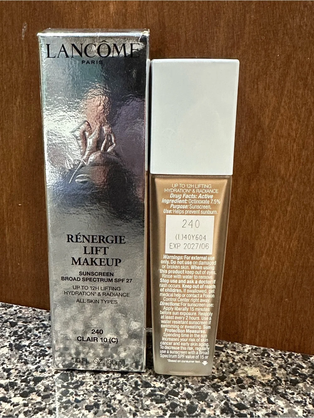 Lancôme Rénergie Lift Makeup Foundation 240 Clair